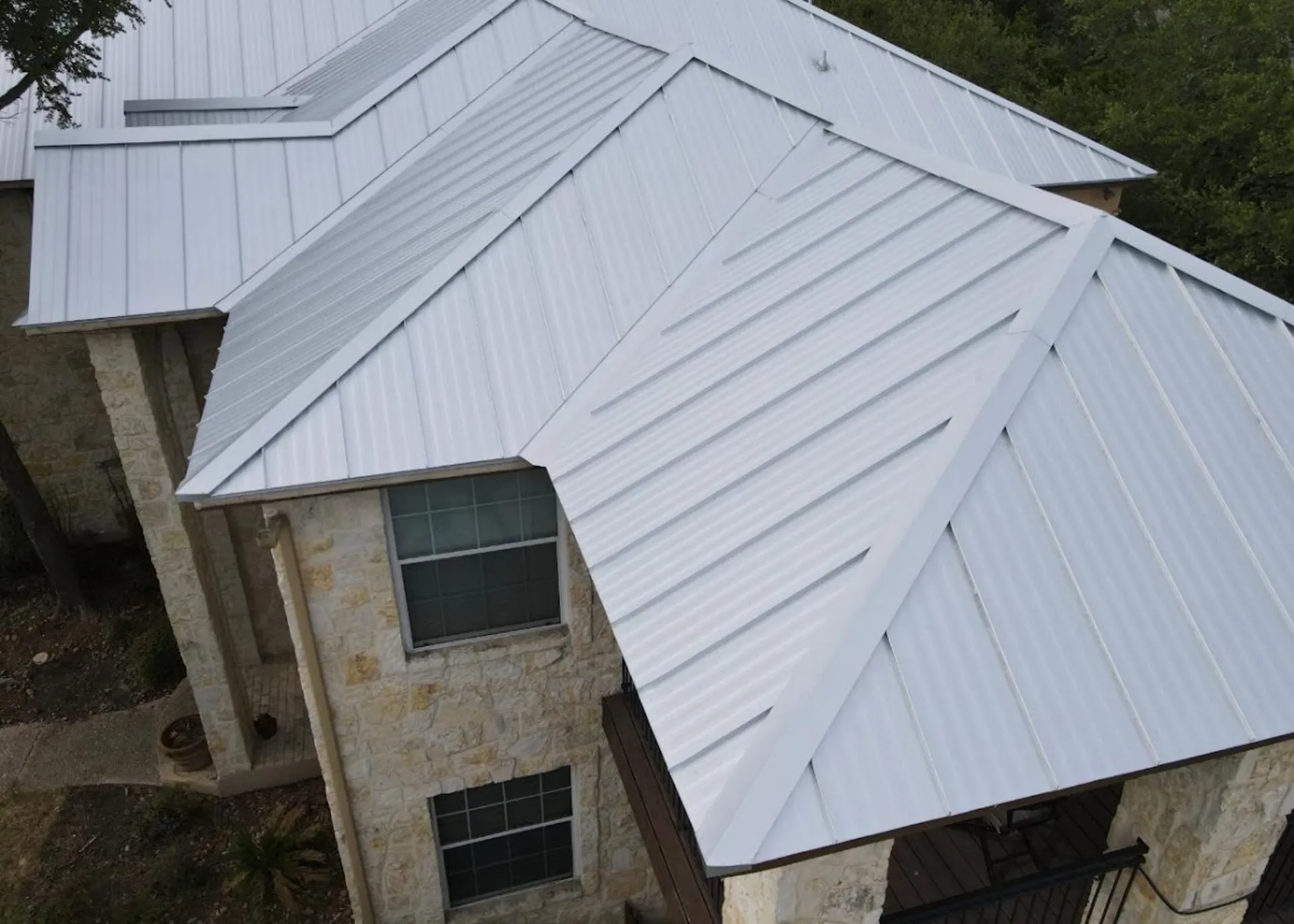 Metal Roof Coating in Lumberton, TX